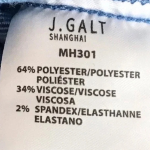 Women’s J Galt Blue Plaid Cropped Button Down - Picture 6 of 9